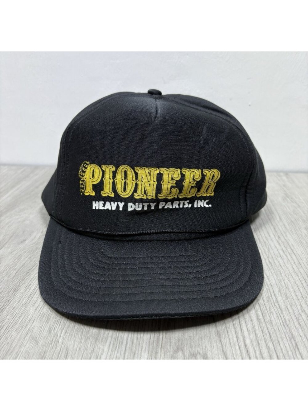 Vintage Pioneer Heavy Duty Parts Inc Mesh Trucker Hat Auto Automotive Snapback